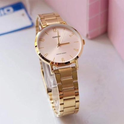 Montre CASIO dorée femme