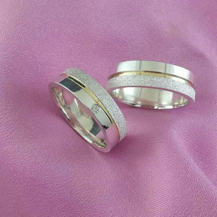 Alliance en argent blanc
