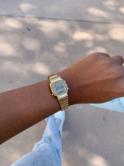 Montre CASIO numérique
