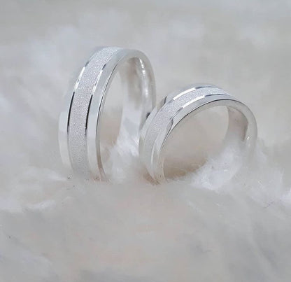 Alliance en argent blanc