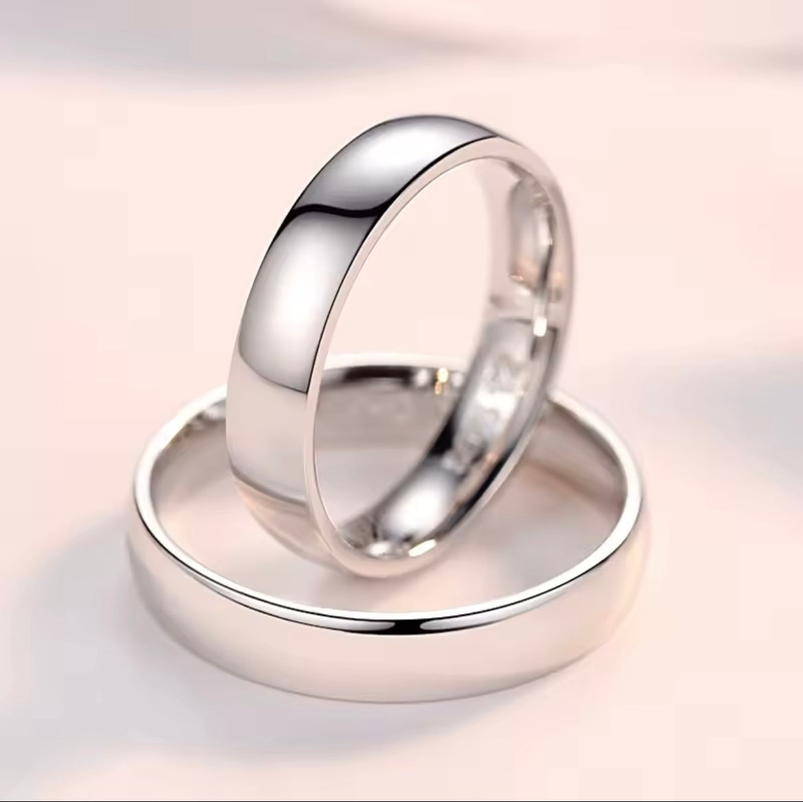 Alliance en argent blanc