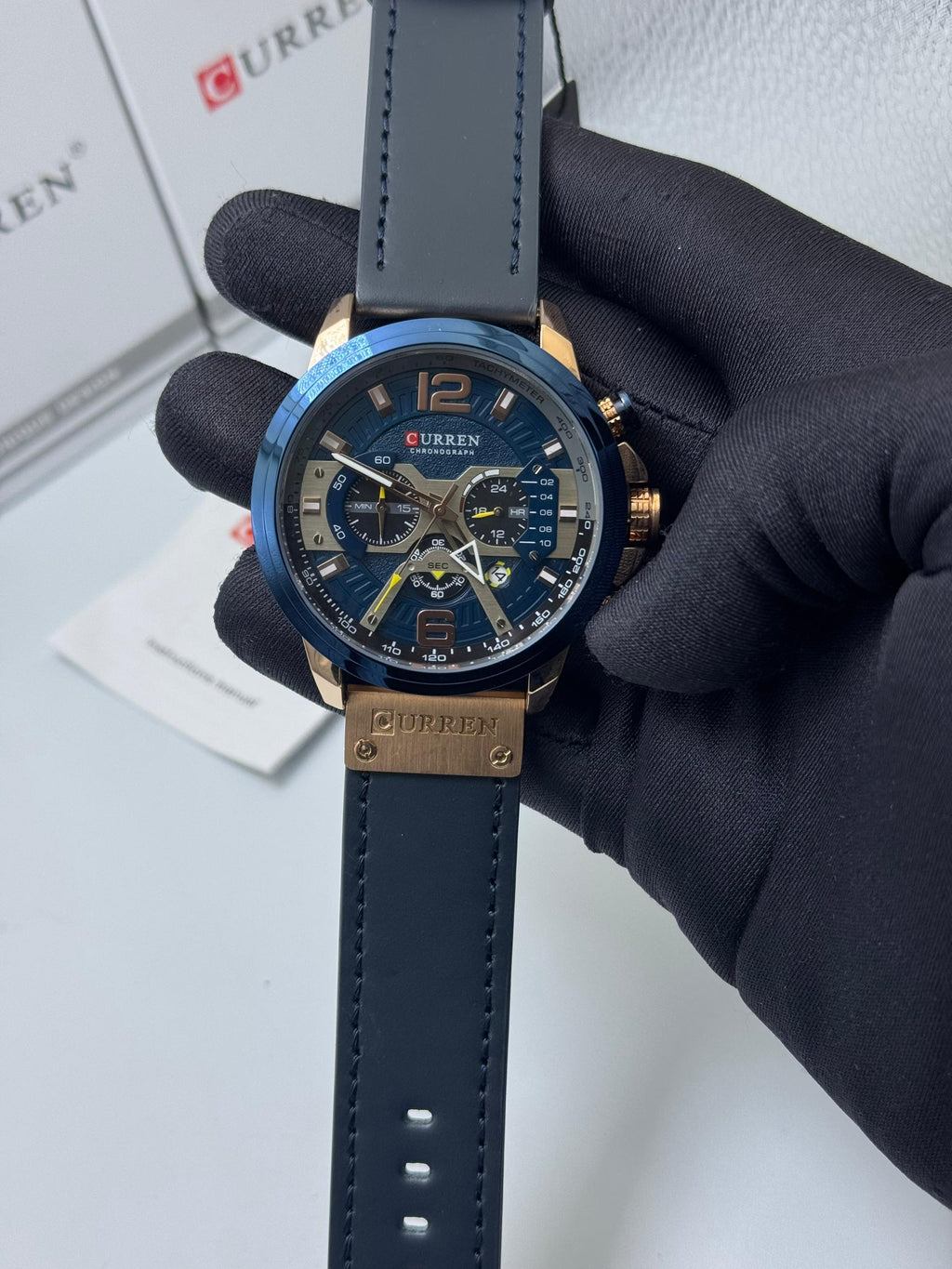 BSMONTRECURREN01 : Montre CURREN en cuir